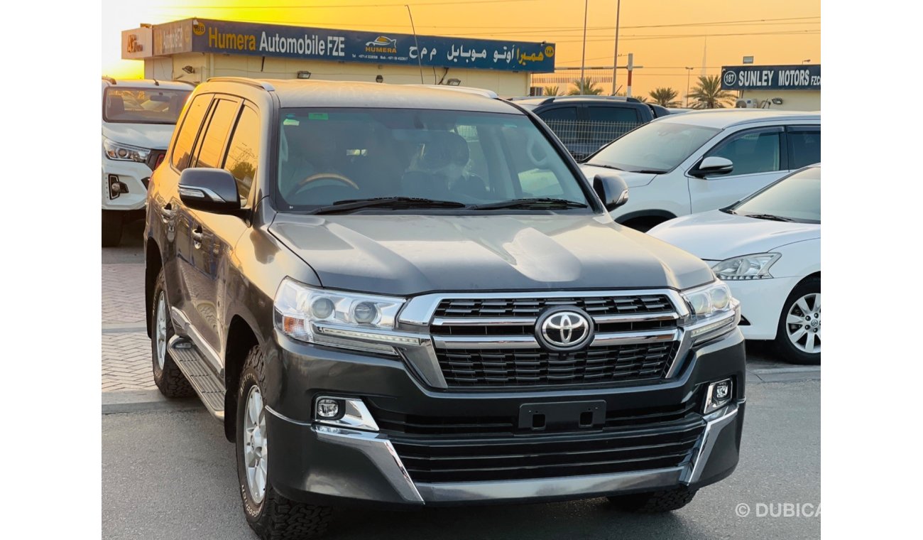 Toyota Land Cruiser Toyota Landcrusier Diesel engine model 2012 for sale from humera motor car very clean and good condi