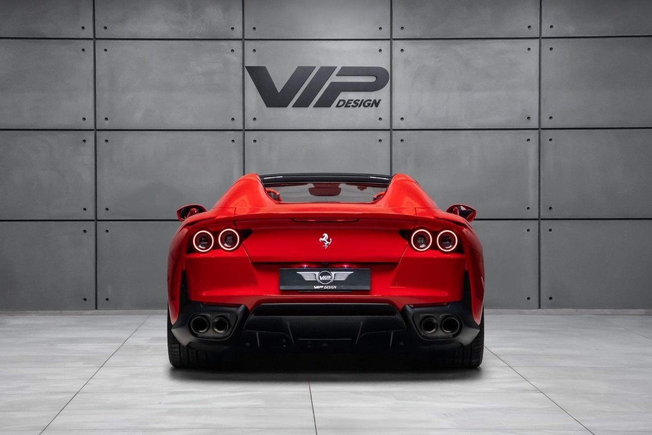 Ferrari 812