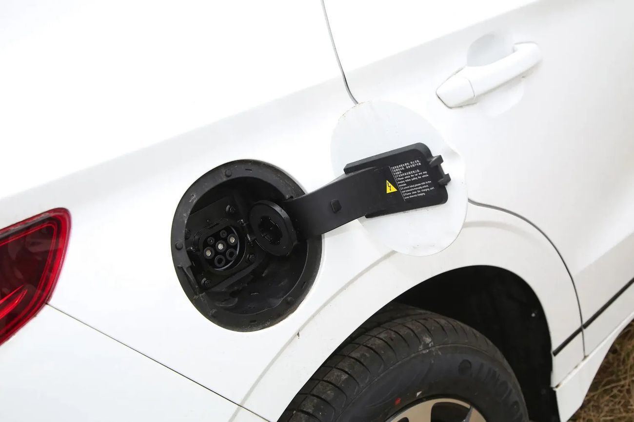 بي واي دي e2 BYD E2 LUXUARY 2025 MODEL