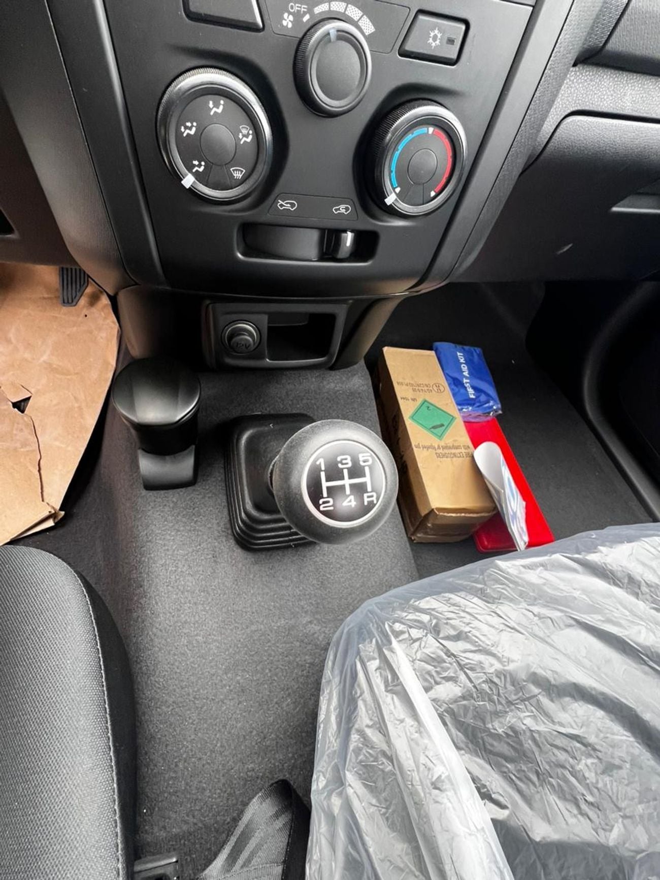 Isuzu D-MAX STD Isuzu D Max S/C 4X2 FLAT DECK RBA 26 MY