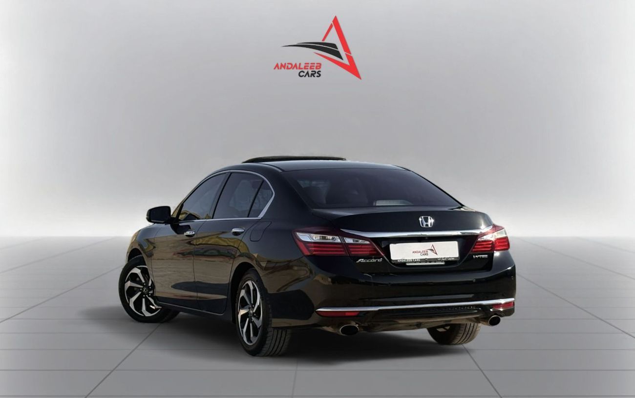 Honda Accord 2.4L I4 A/T | 2017 | GCC SPECS | All Original Paint | AED 990 per month