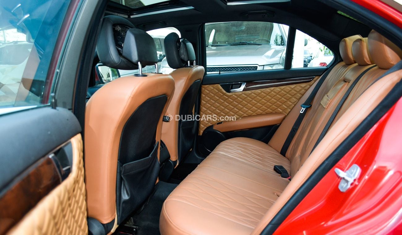 Mercedes Benz C300 C300 2009 model red color imported number one panorama leather and cruise control