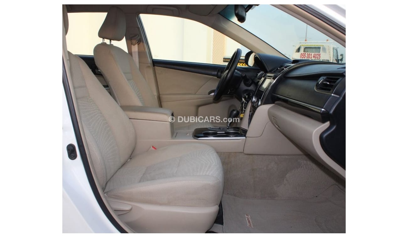 Toyota Camry Toyota Camry 2017, GCC, in excellent condition, No. 2 accidents, very clean from inside and outside