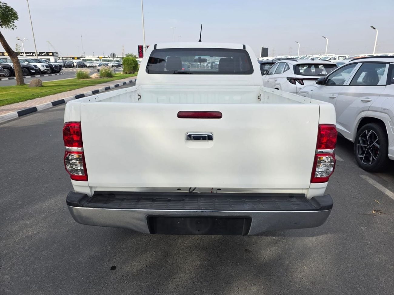 Toyota Hilux Diesel Engine ,Smart Cab Hilux Manual Gear Right Hand Drive  ,ONLY FOR EXPORT AVAILABLE