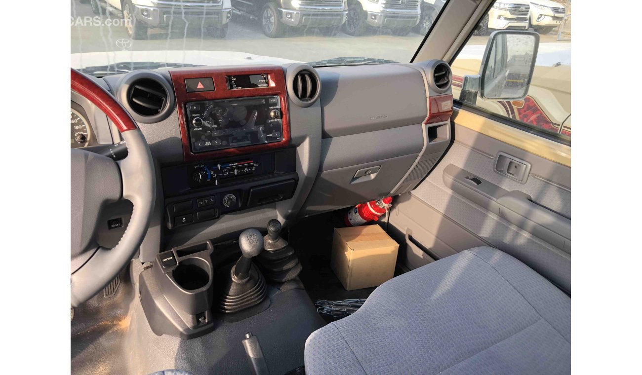 Toyota Land Cruiser Pick Up Toyota Land Cruiser PU DC 2018