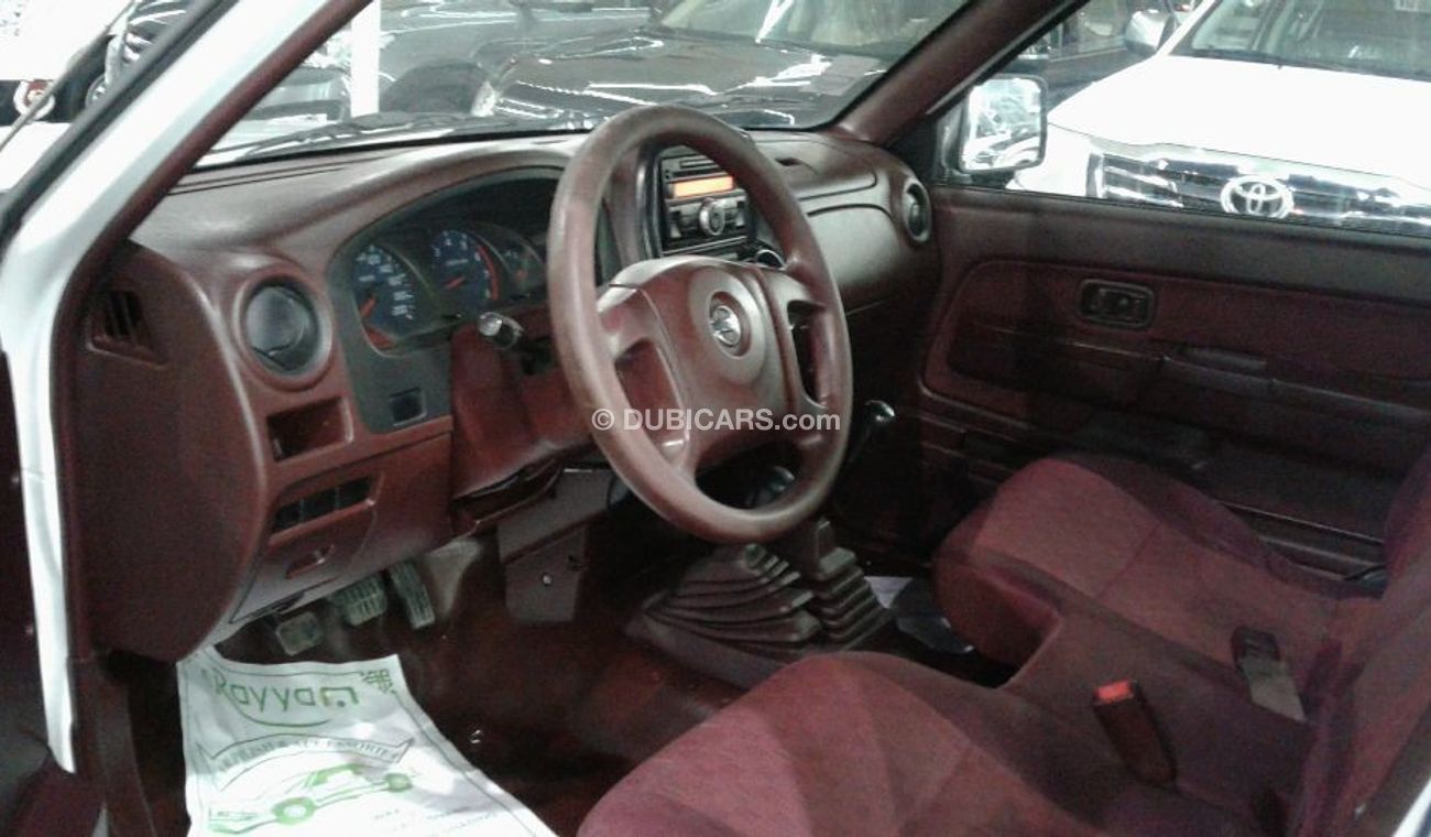 Nissan Pickup