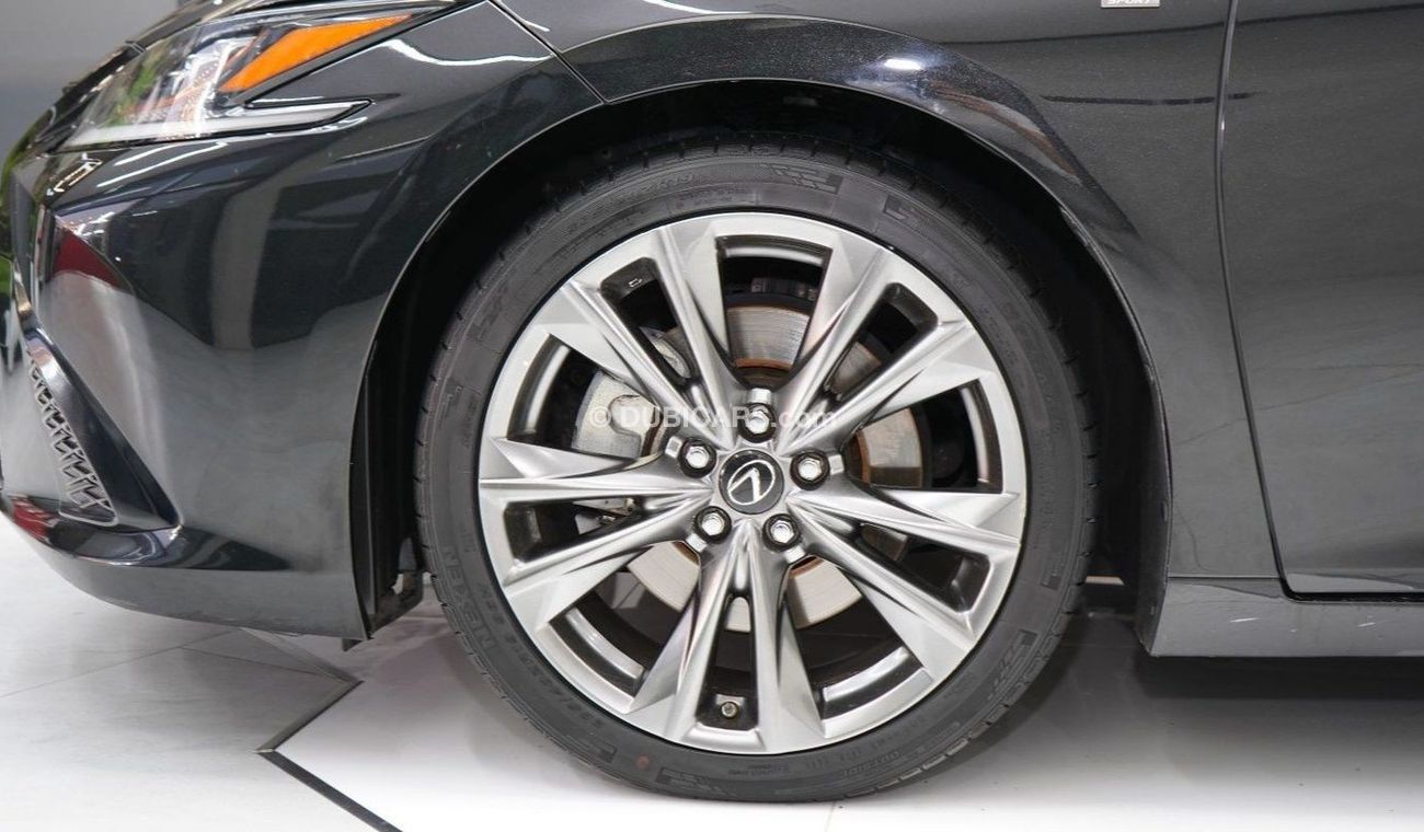 لكزس ES 350 F سبورت