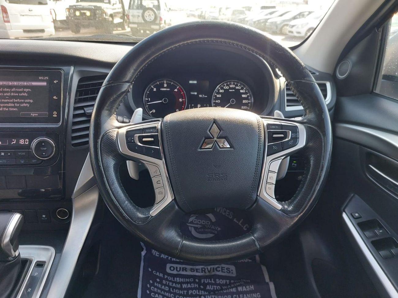 Mitsubishi Pajero MITSUBISHI PAJERO SUV RHD 2016 MODEL 2.4 L DIESEL AUTOMATIC(PM05897)