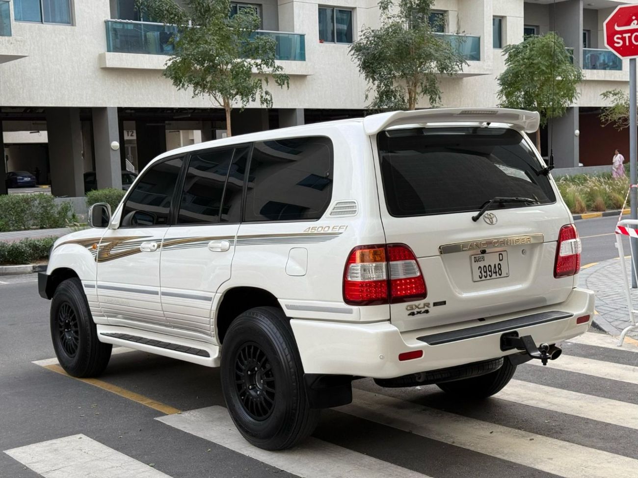 Toyota Land Cruiser TOYOTA LAND CRUISER GXR PETROL 4X4