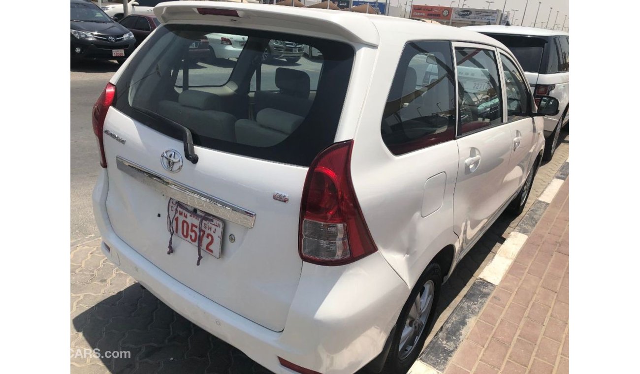 تويوتا أفانزا Toyota Avanza 7 seater,Model:2015. Only done 74000 km