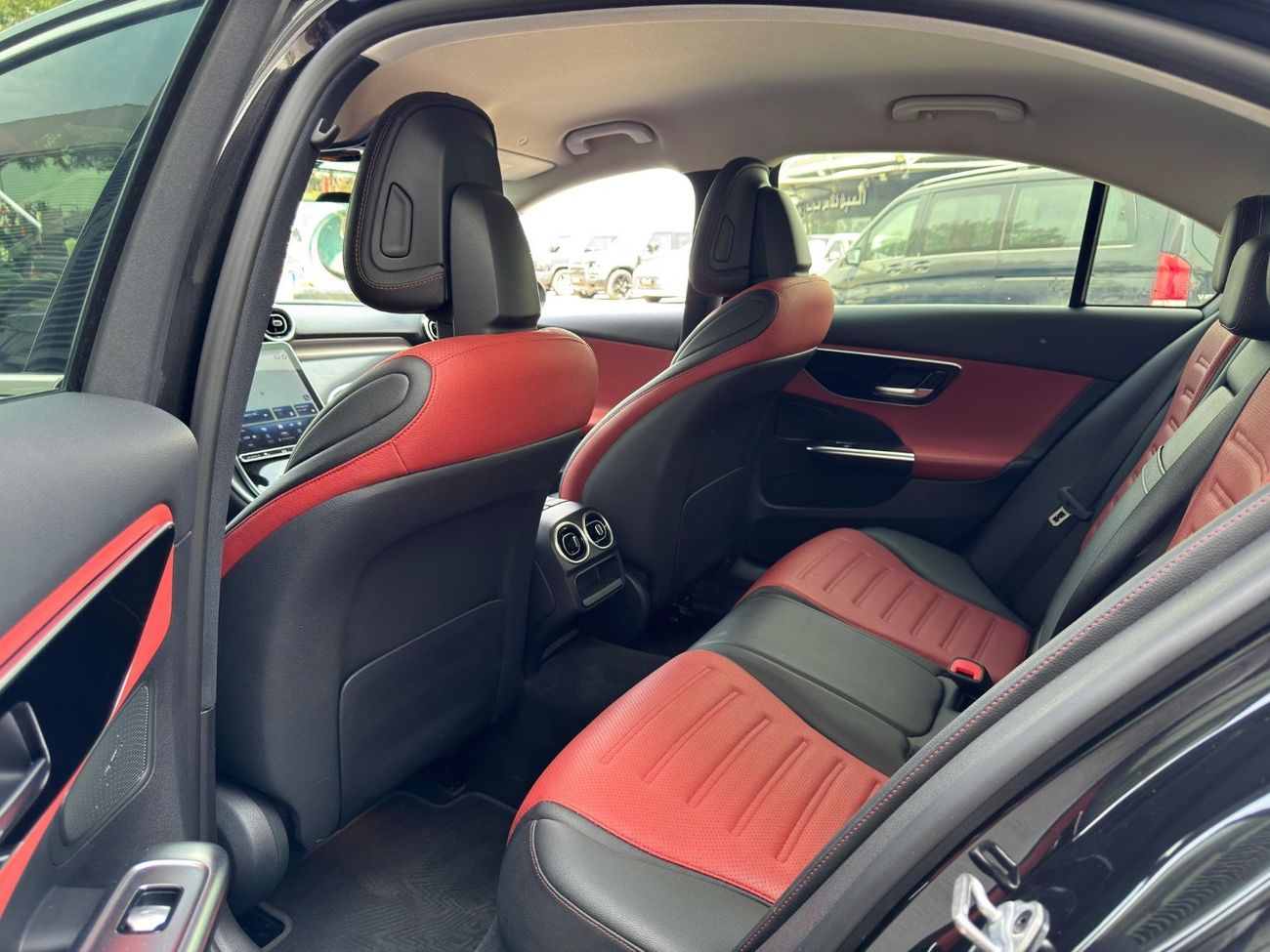 Mercedes-Benz C 200 Premium 2.0L