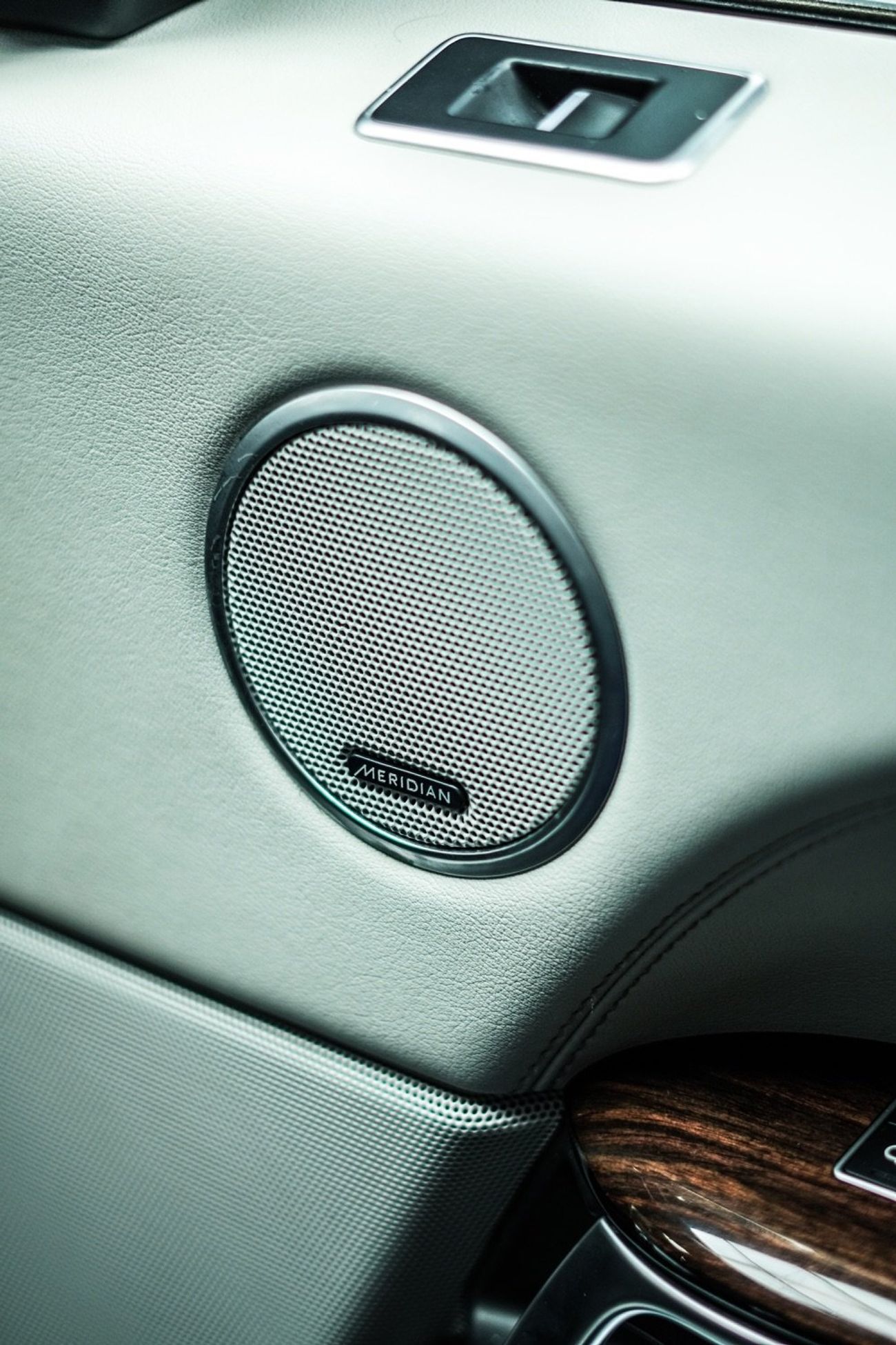 Land Rover Range Rover Supercharged 5.0L