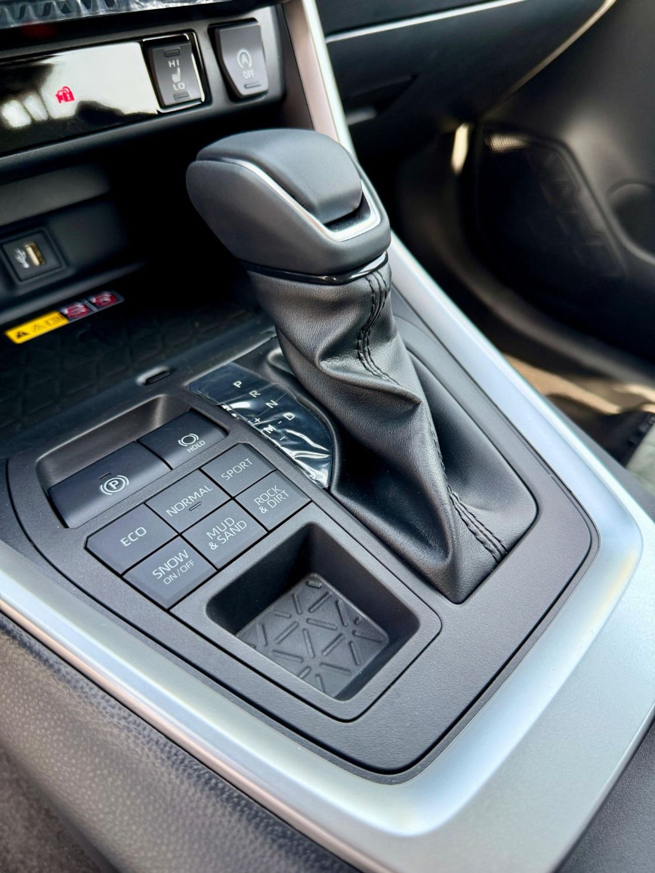 Toyota RAV4 Toyota RAV4 2.0L Petrol FULL OPTION