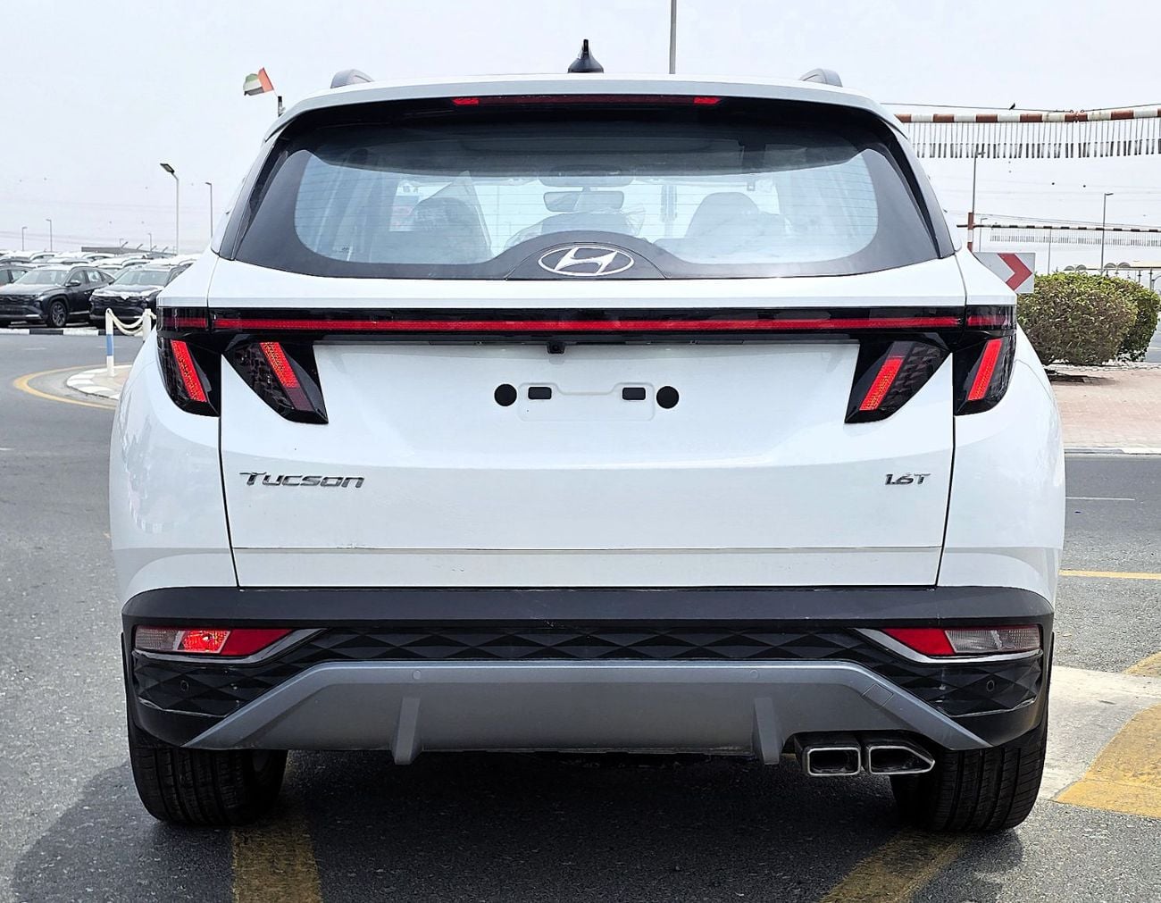 Hyundai Tucson COMFORT PLUS Hyundai Tucson  1.6T A/T FWD SUV White Color 2024 Model
