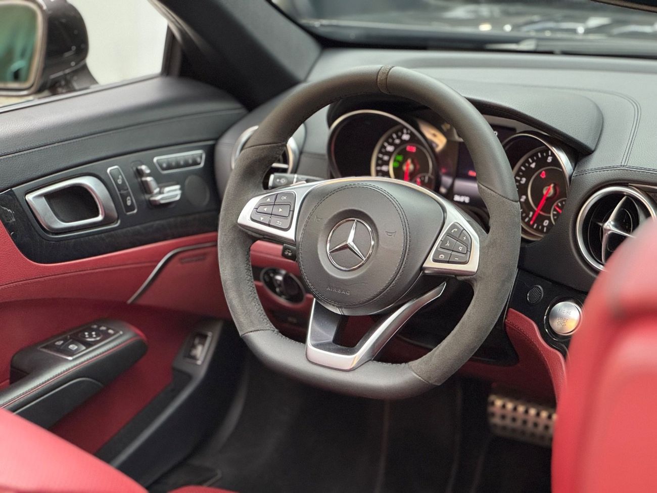 Mercedes-Benz SL 550