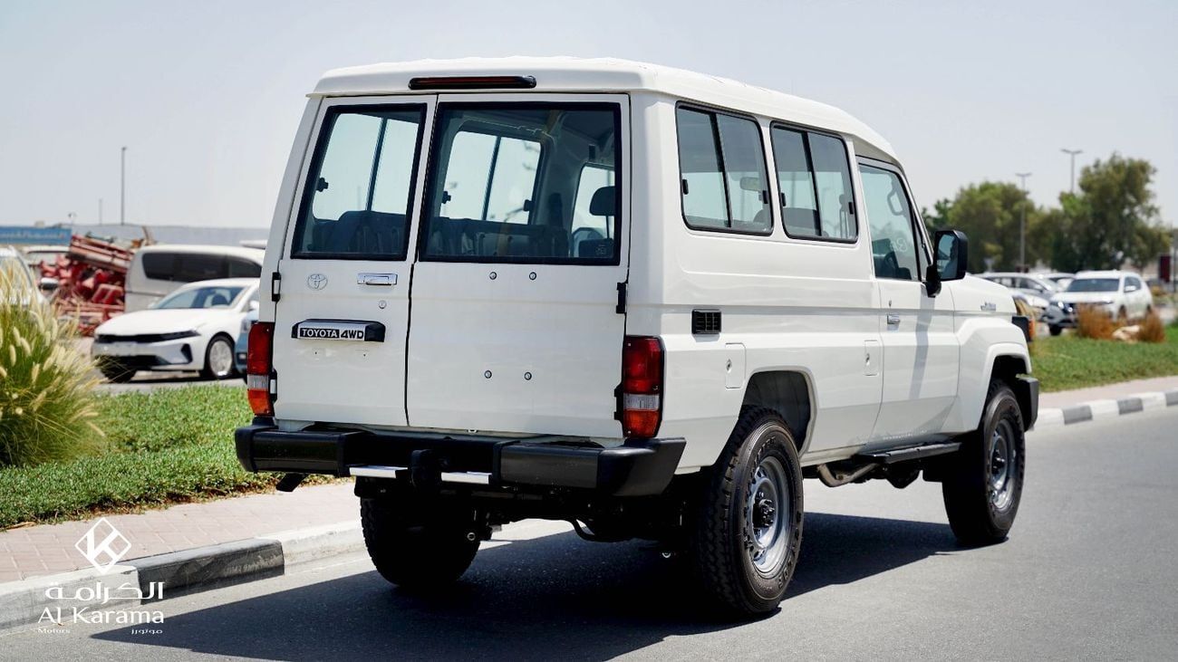 تويوتا لاند كروزر 70 Land Cruiser 78 Hardtop | 4.2L Diesel | Manual | 9+ Seater | 4WD