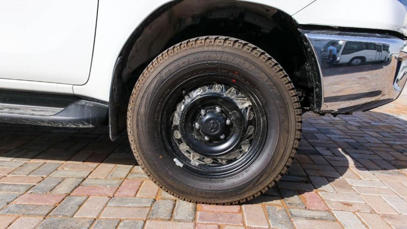 Toyota Hilux Toyota/HILUX D DC 4WD/00LV6 2.4L HIGH SPECS TURBO LV6 M T