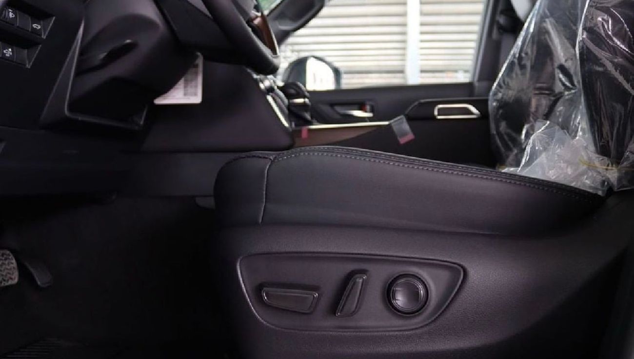 Toyota Land Cruiser GXR 4.0L