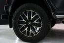 مرسيدس بنز G 63 AMG 4x4² هيكل خارجي/داخلي من ألياف الكربون، رف سقف، محاور بوابة، مواصفات خليجية!!