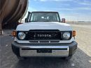 Toyota Land Cruiser 70 4.0 MANUAL