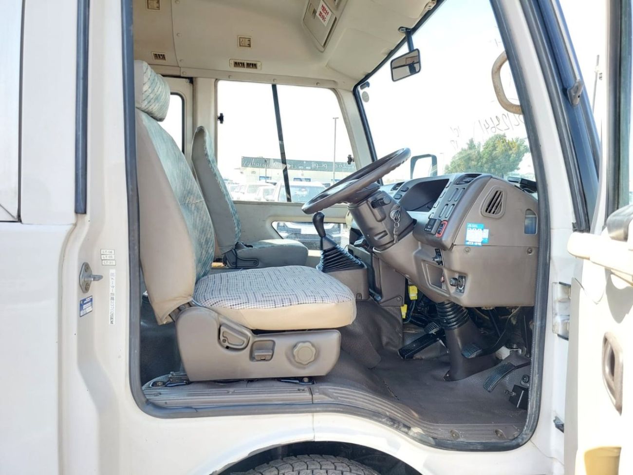 Mitsubishi Rosa MITSUBISHI ROSA BUS RHD 2001 MODEL 5.2 L DIESEL MANUAL(PM01198)