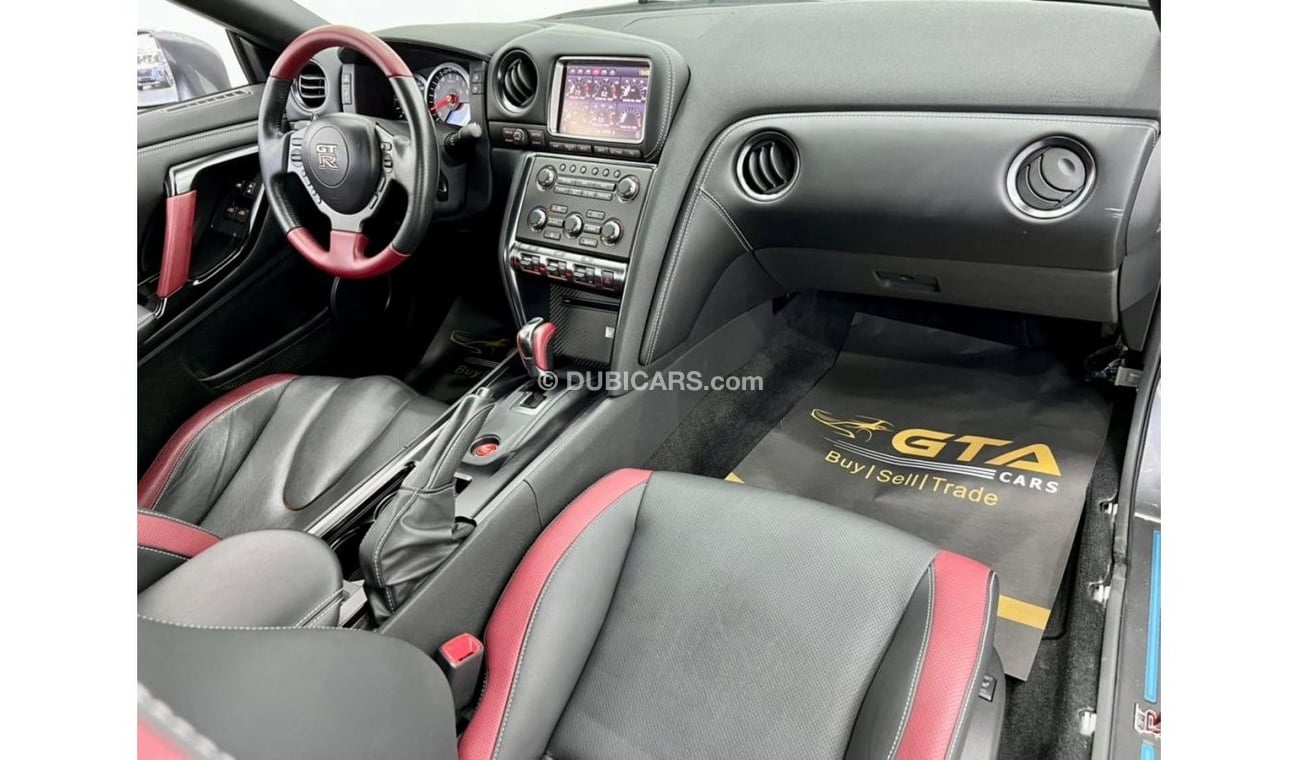 Nissan GT-R Std 2016 Nissan GT-R Black Edition, Full Service History, Warranty, GCC