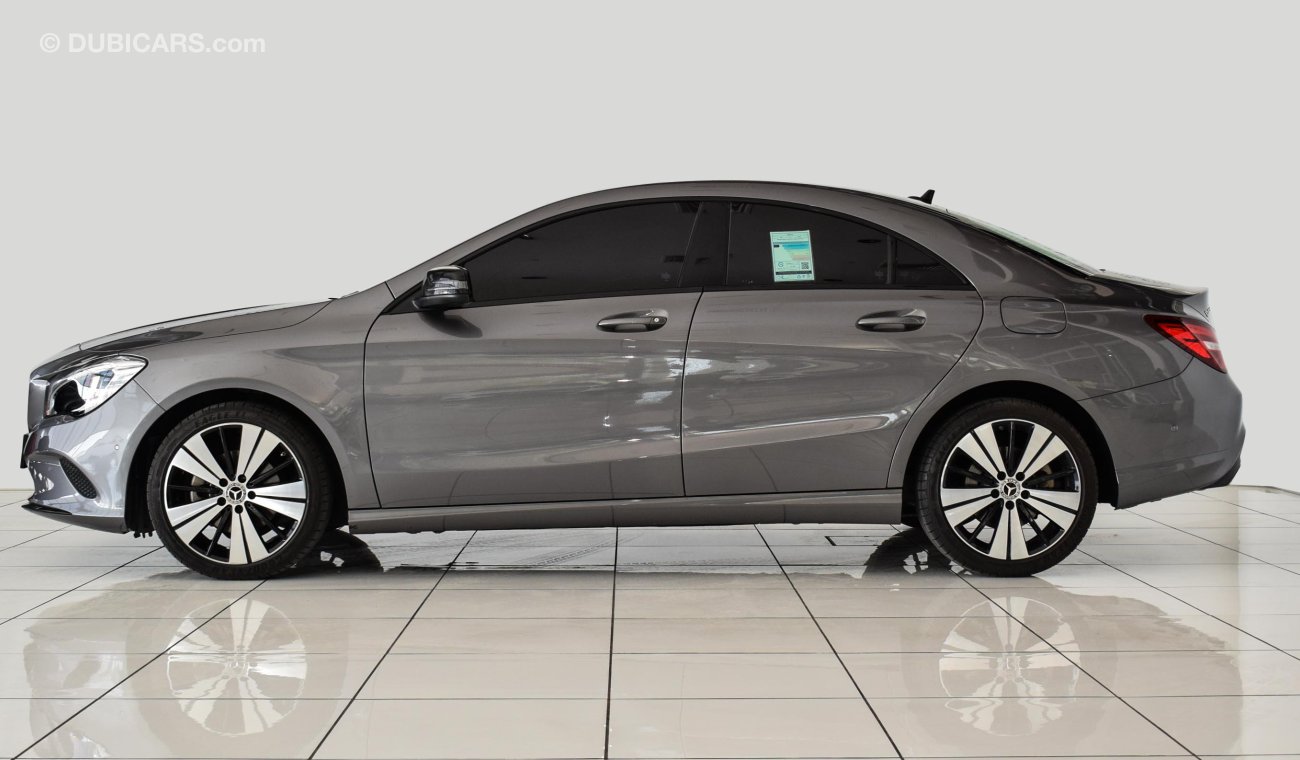 مرسيدس بنز CLA 200 Urban Edition