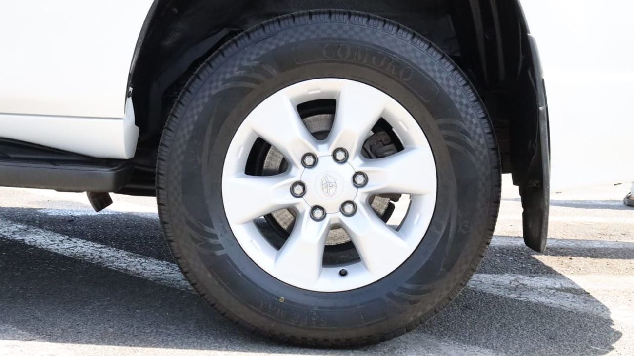 Toyota Prado Toyota Prado TX 2012 RHD diesel white colour with beige interior 4x4  7seaters 2.8L diesel engine