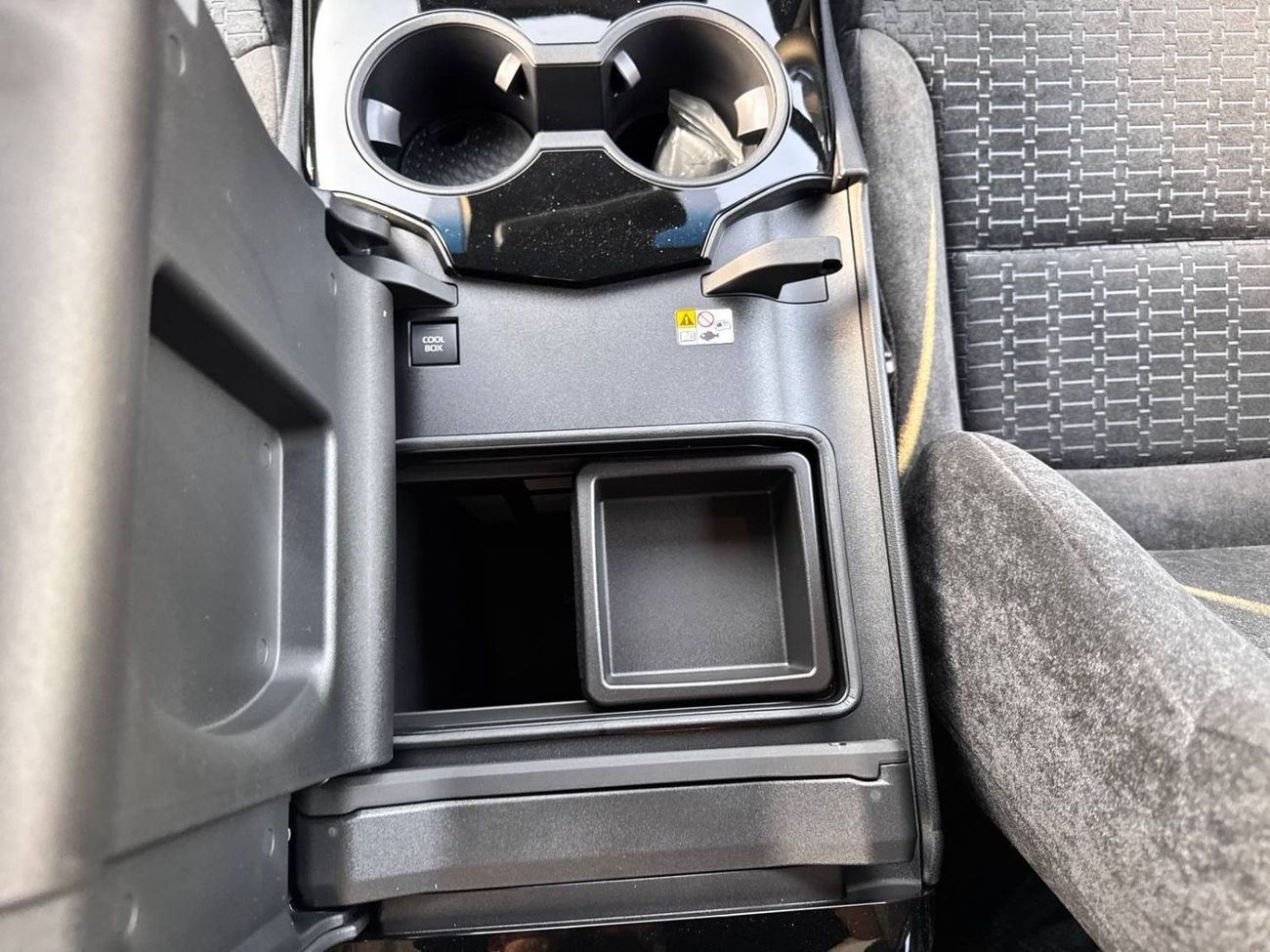 تويوتا لاند كروزر 2025 GXL RIGHT HAND DRIVE 3.3L V6 TWIN TURBO DIESEL 7-SEATS 4X4 0KM (EXPORT ONLY)