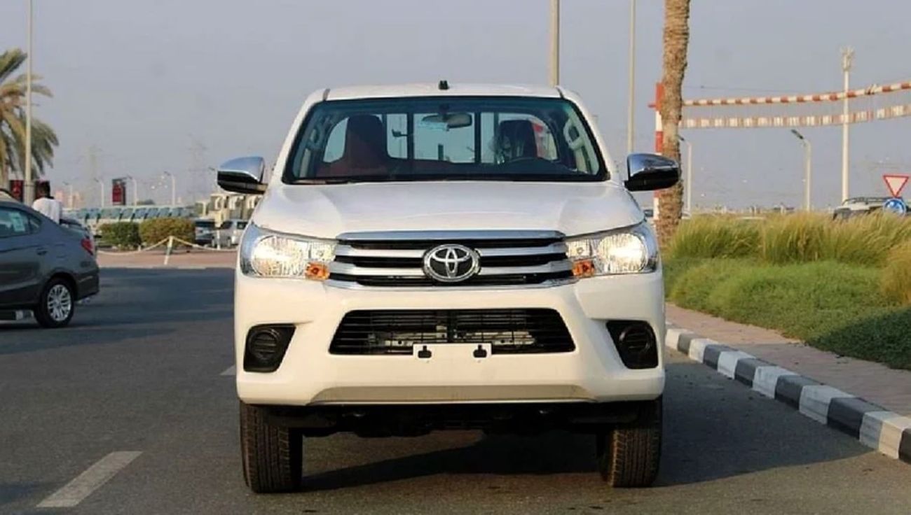 تويوتا هيلوكس 2025 DOUBLE CAB PICKUP DLX-G 2.4L DIESEL 4WD 6-SEATER MANUAL TRANSMISSION