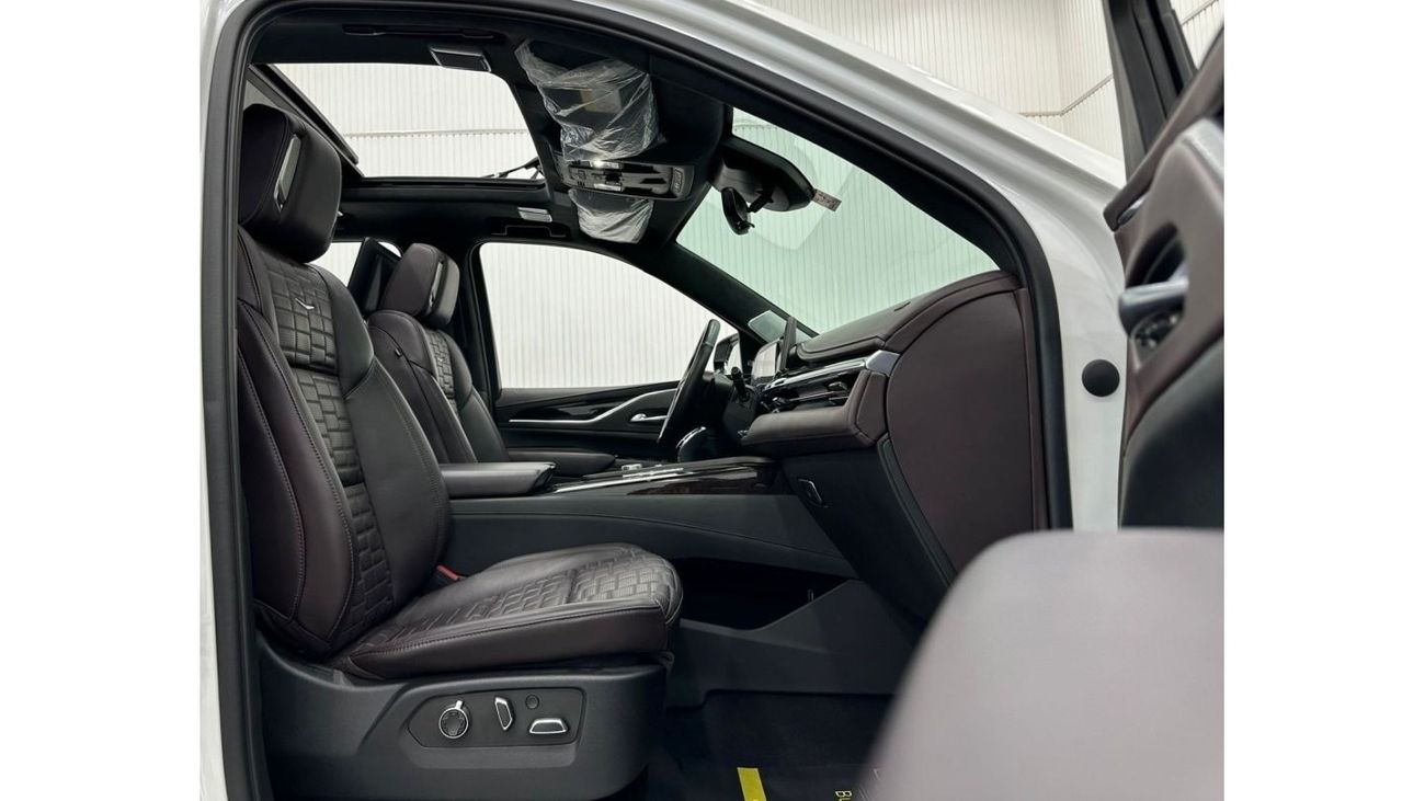 كاديلاك إسكالاد بلاتينوم بريميوم لاكجري 2022 Cadillac Escalade 600 Platinum, Feb 2028 Cadillac Warranty + Service Pa