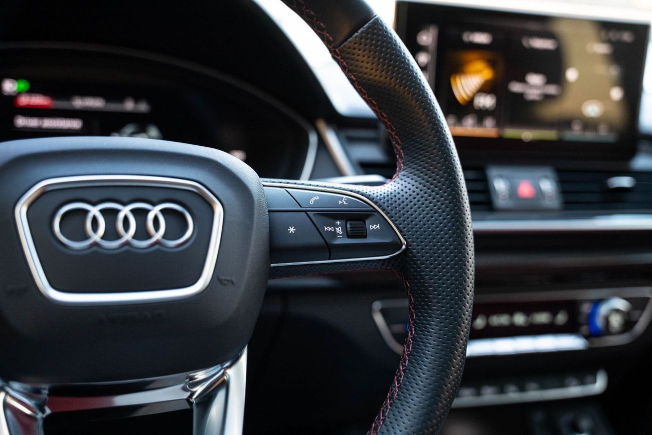 أودي SQ5 TFSI quattro 3.0L (349 HP)