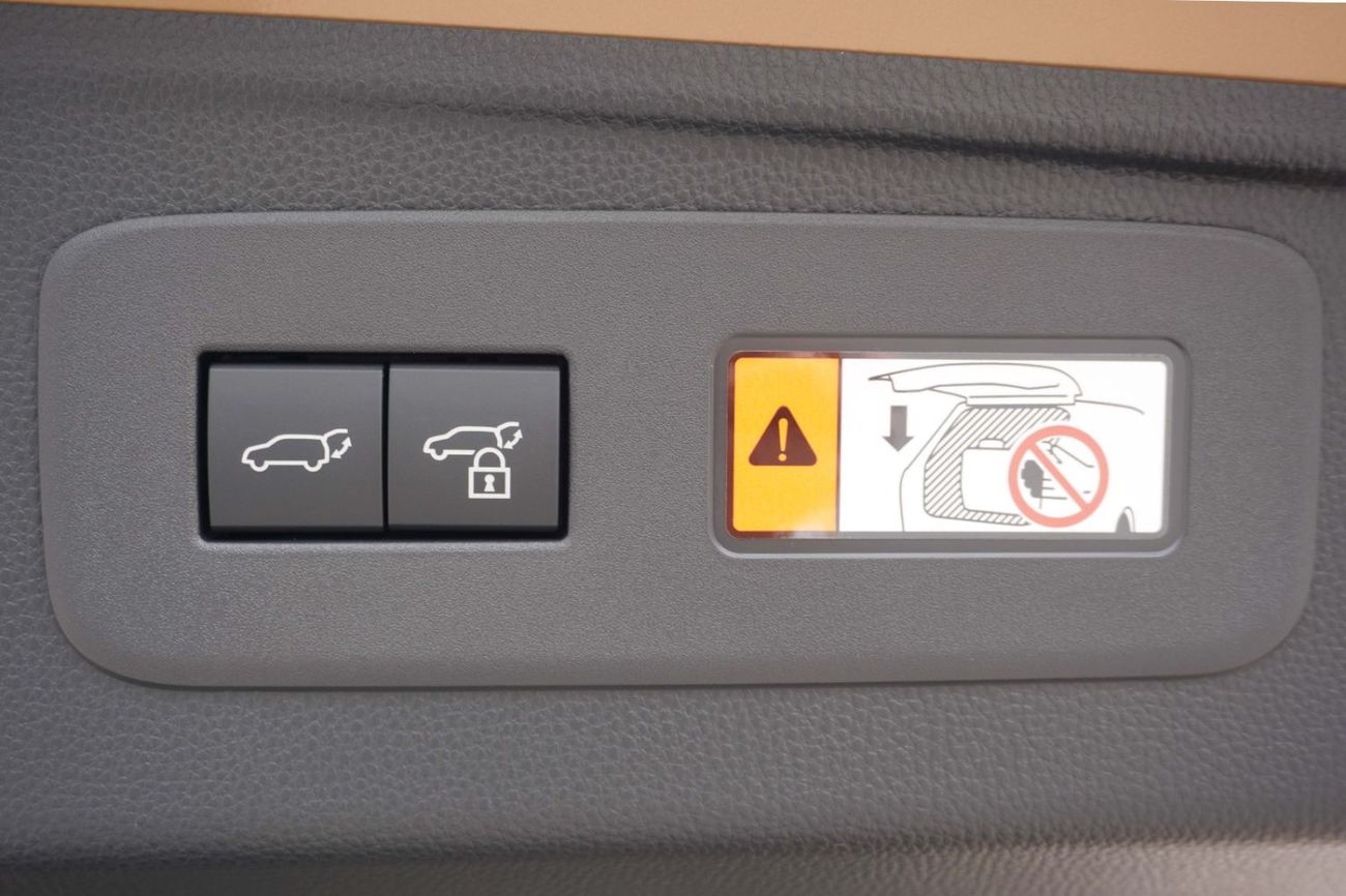 Toyota Prado PRADO FULL OPTION PETROL VXR 2.4T