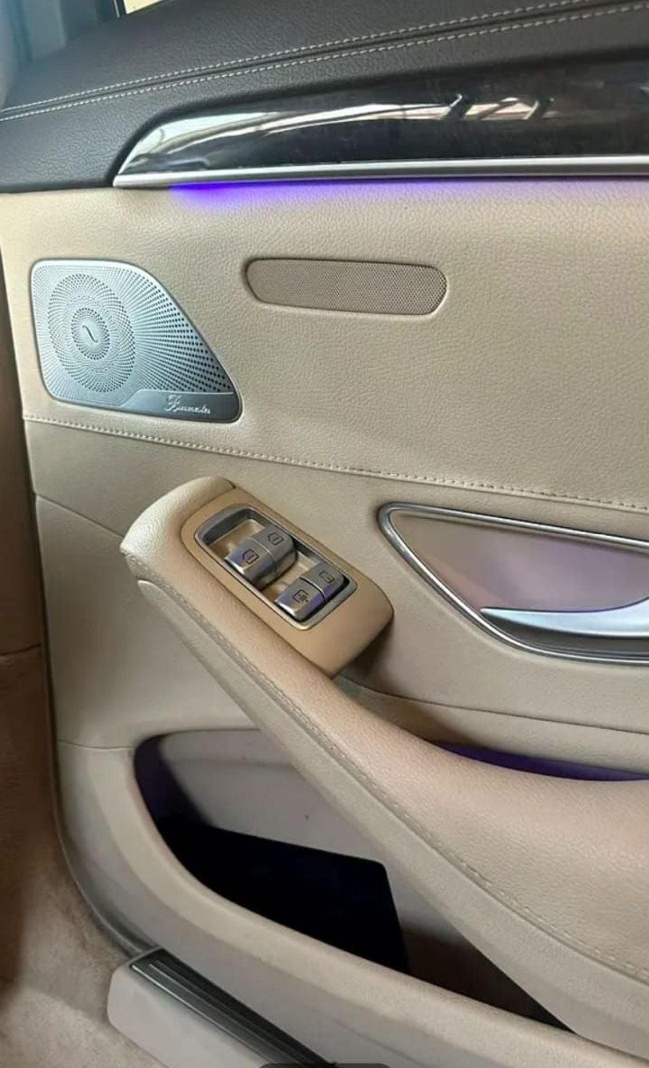 مرسيدس بنز S 550