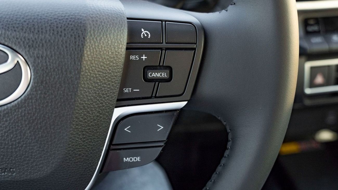 تويوتا كامري 2025 Toyota Camry LE 2.5L Hybrid panorama full option