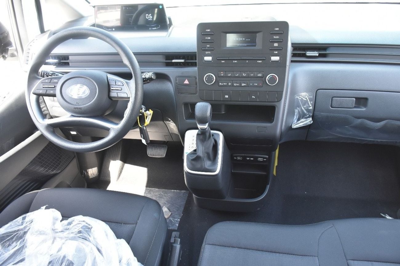 Hyundai H1 Starex ضمان 2 سنه