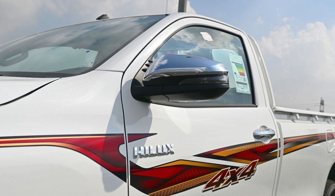 تويوتا هيلوكس Toyota Hilux 2025 2.7L Petrol 4 Cylinders Wheel size 17 inch Single Cab Manual  4WD