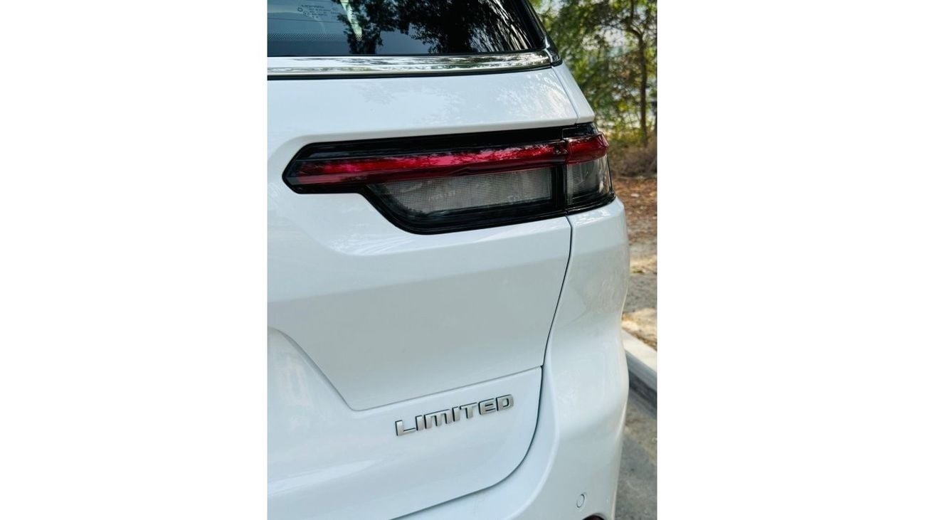 Jeep Grand Cherokee AED 3,280 PM | JEEP GRAND CHEROKEE L LIMITED PLUS 4X4 | GCC | 0% DP | UNDER WARRANTY