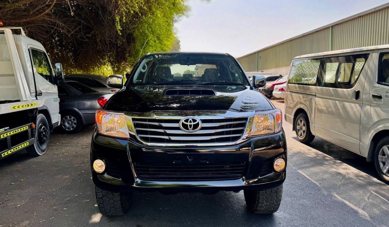 Toyota Hilux EXCELLENT CONDITION | DOUBLE CAB | 3.0L DIESEL ENGINE | RHD | (AT) | 2011