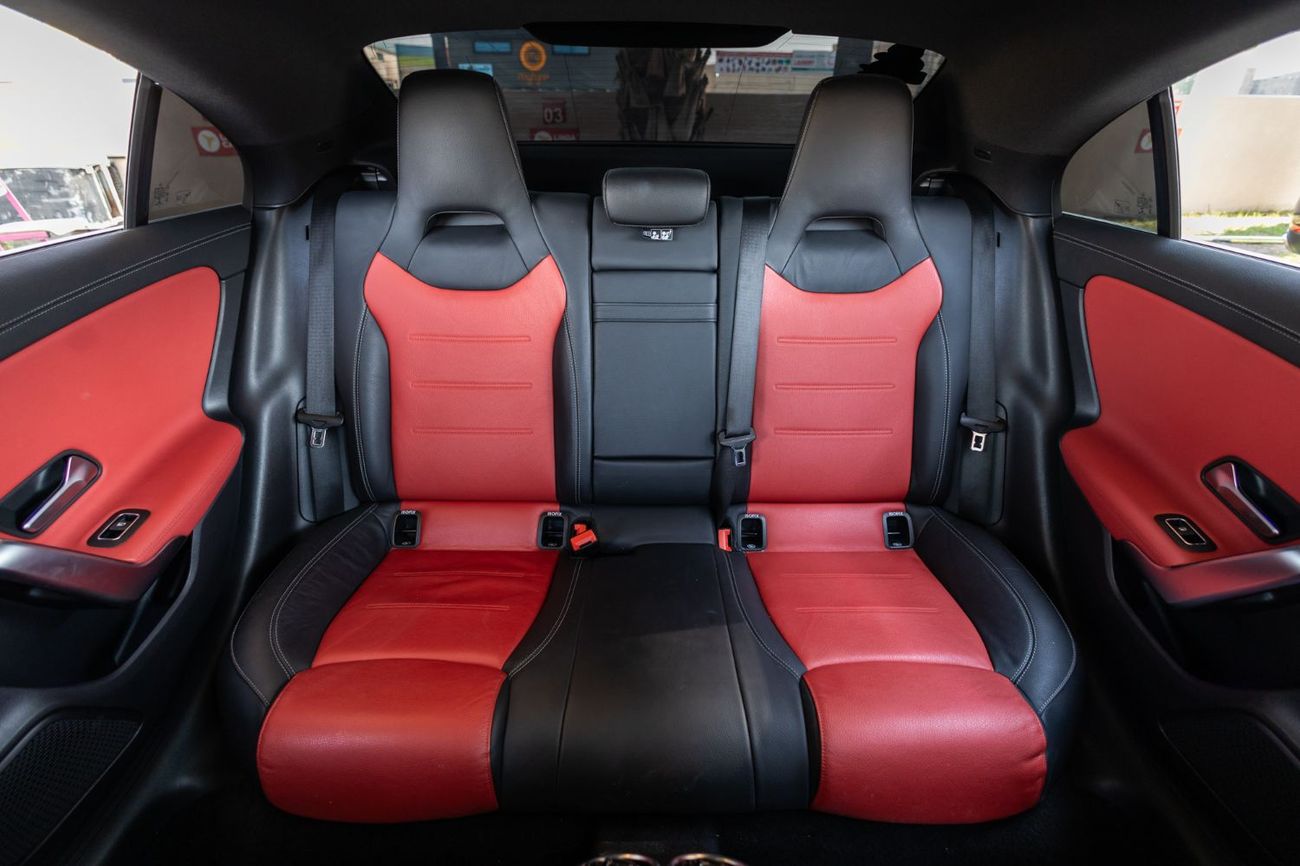 Mercedes-Benz CLA 35 AMG 4MATIC