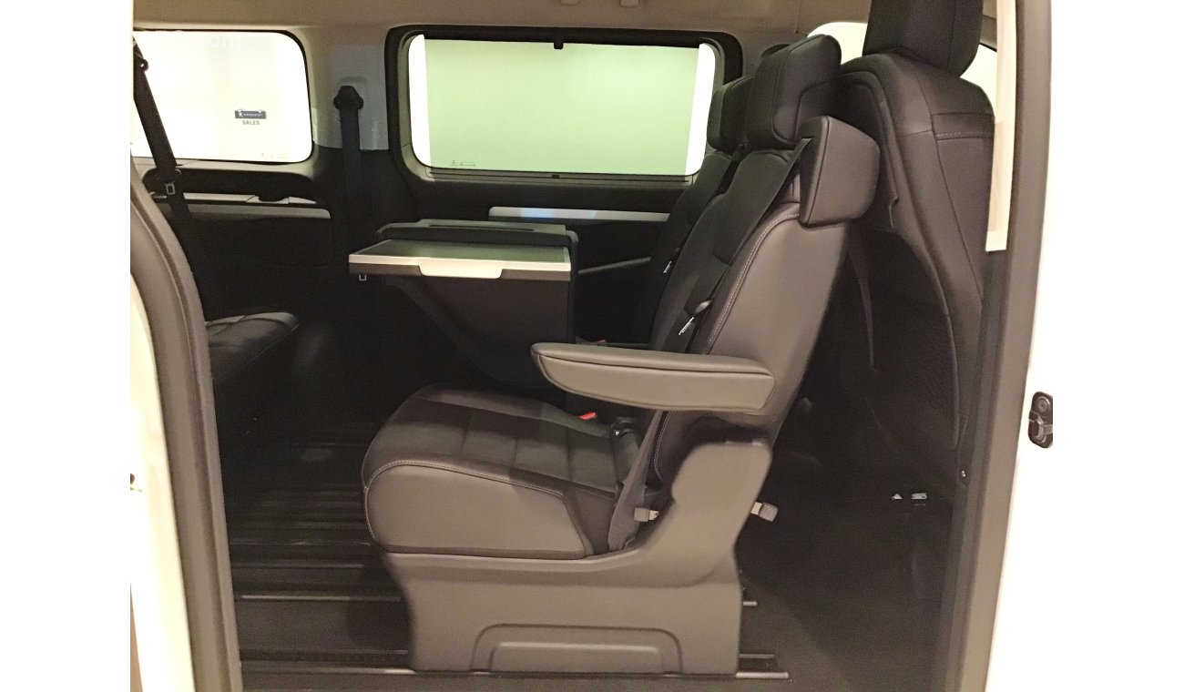 Peugeot Traveller Business VIP  2.0L 2019 Model with GCC Specs