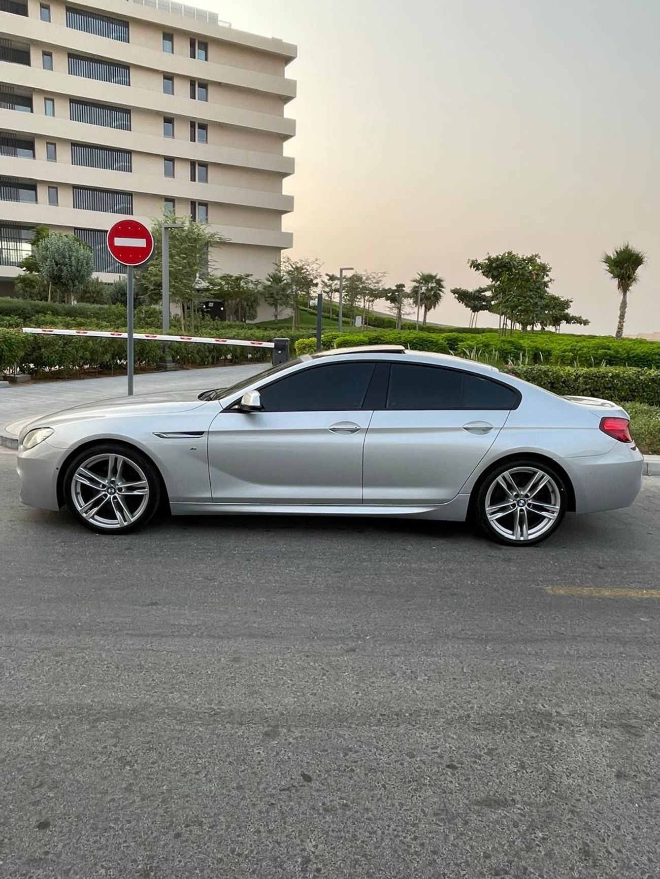 بي أم دبليو 640i STD