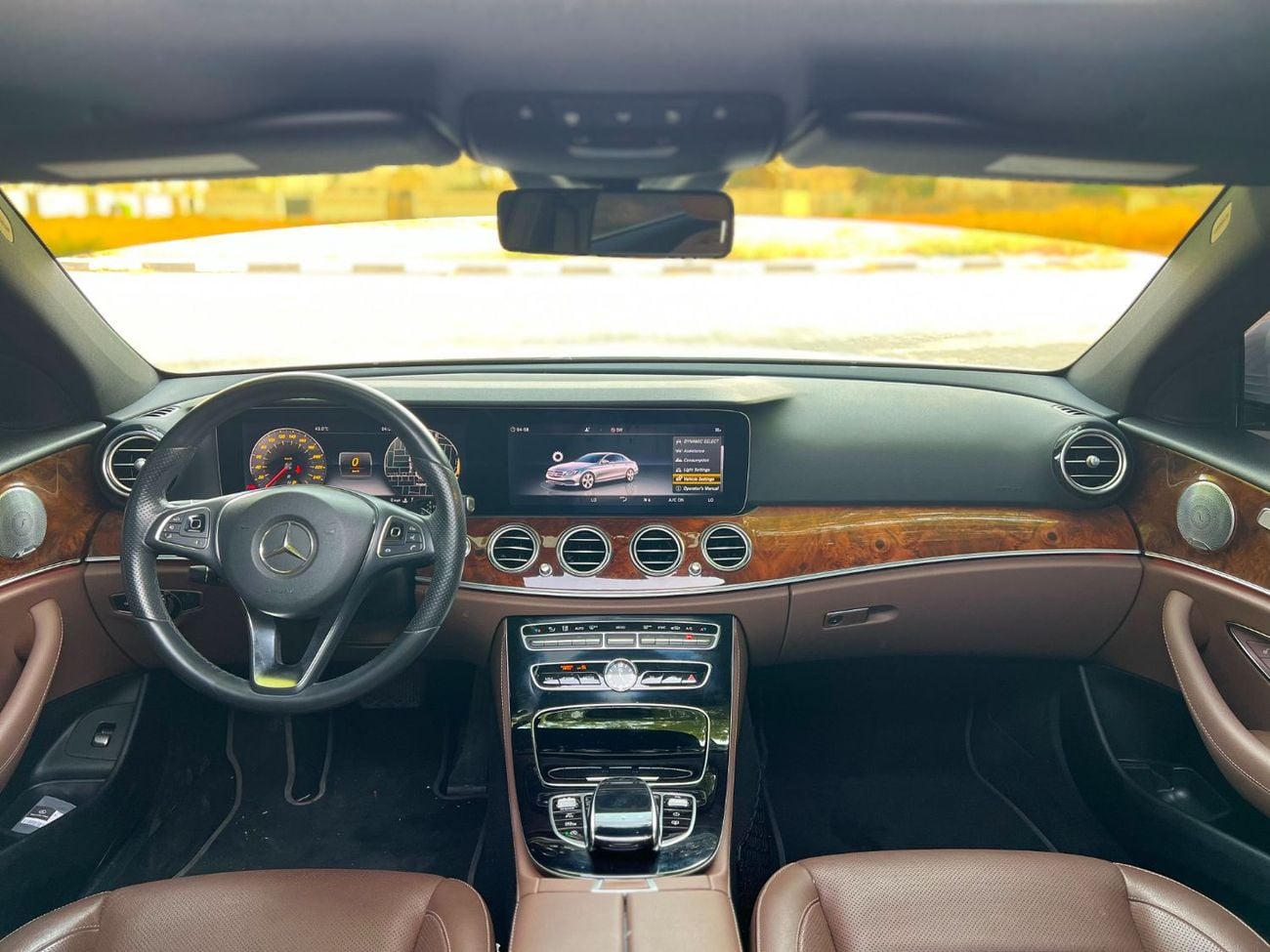 مرسيدس بنز E300 AMG