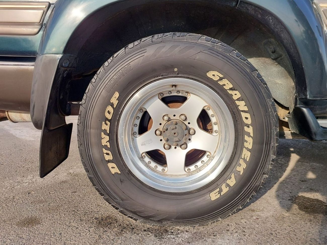 Toyota Land Cruiser TOYOTA LAND CRUISER SUV RHD 1994 MODEL 4.1 L DIESEL AUTOMATIC(PM02812)