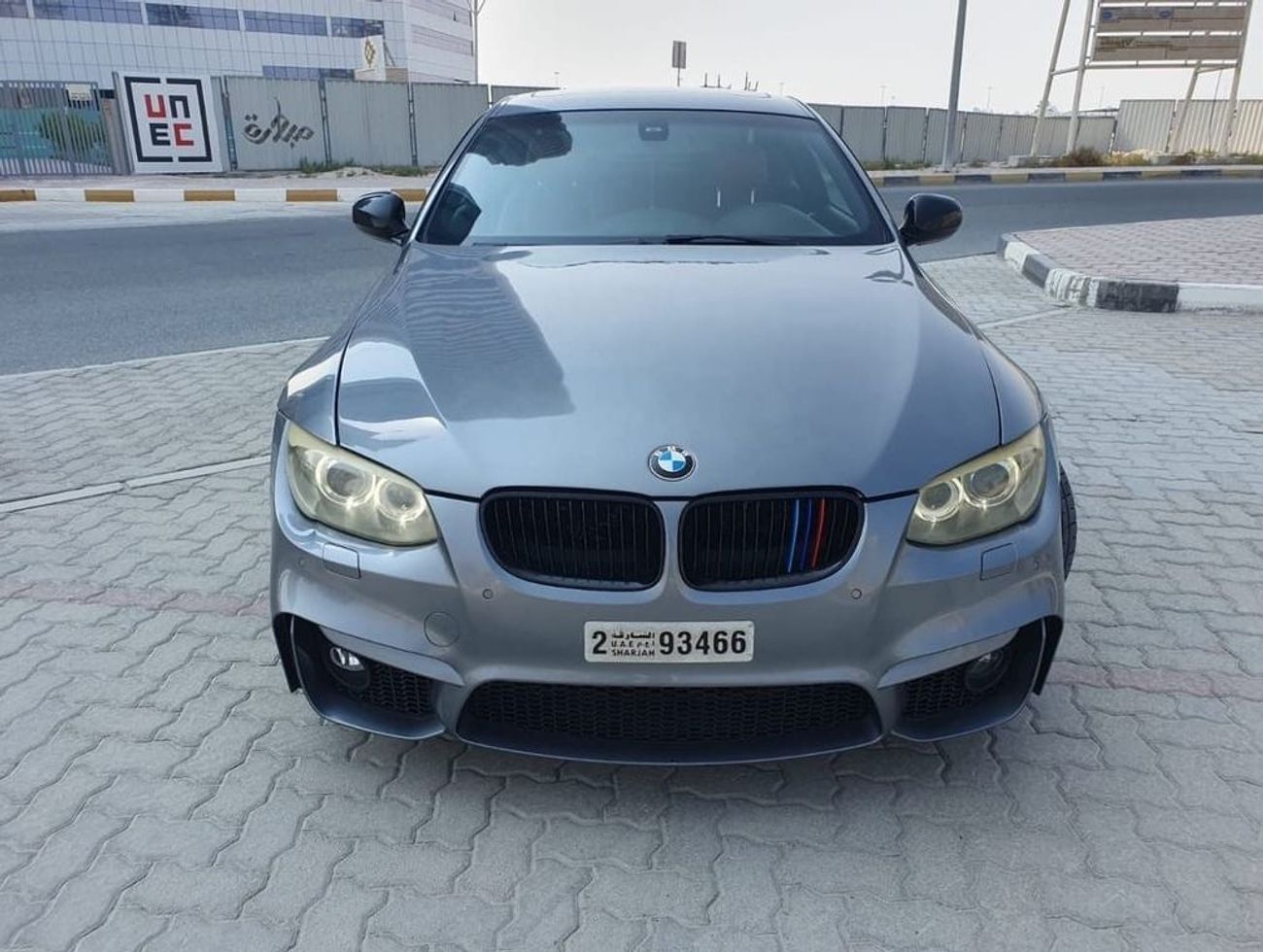 بي أم دبليو 320 Coupe