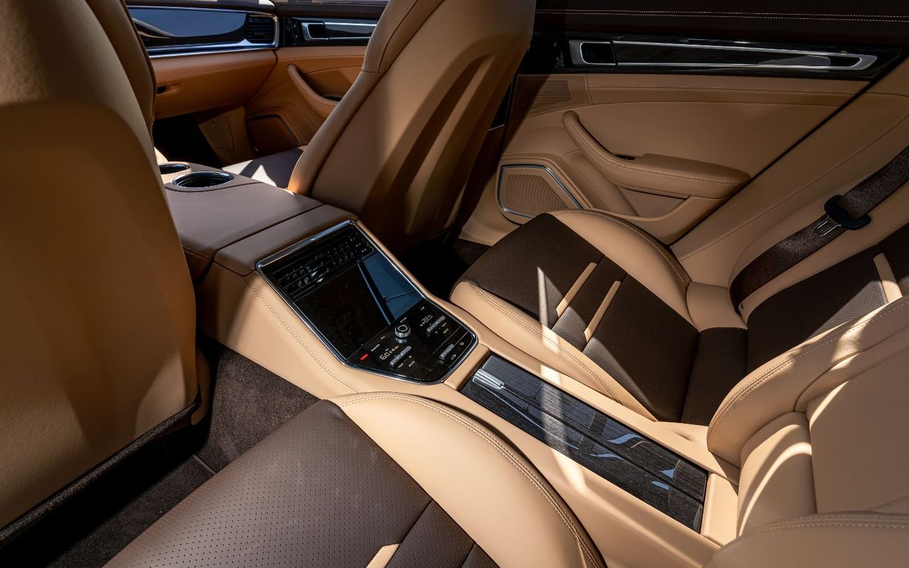 Porsche Panamera 4 3.0L