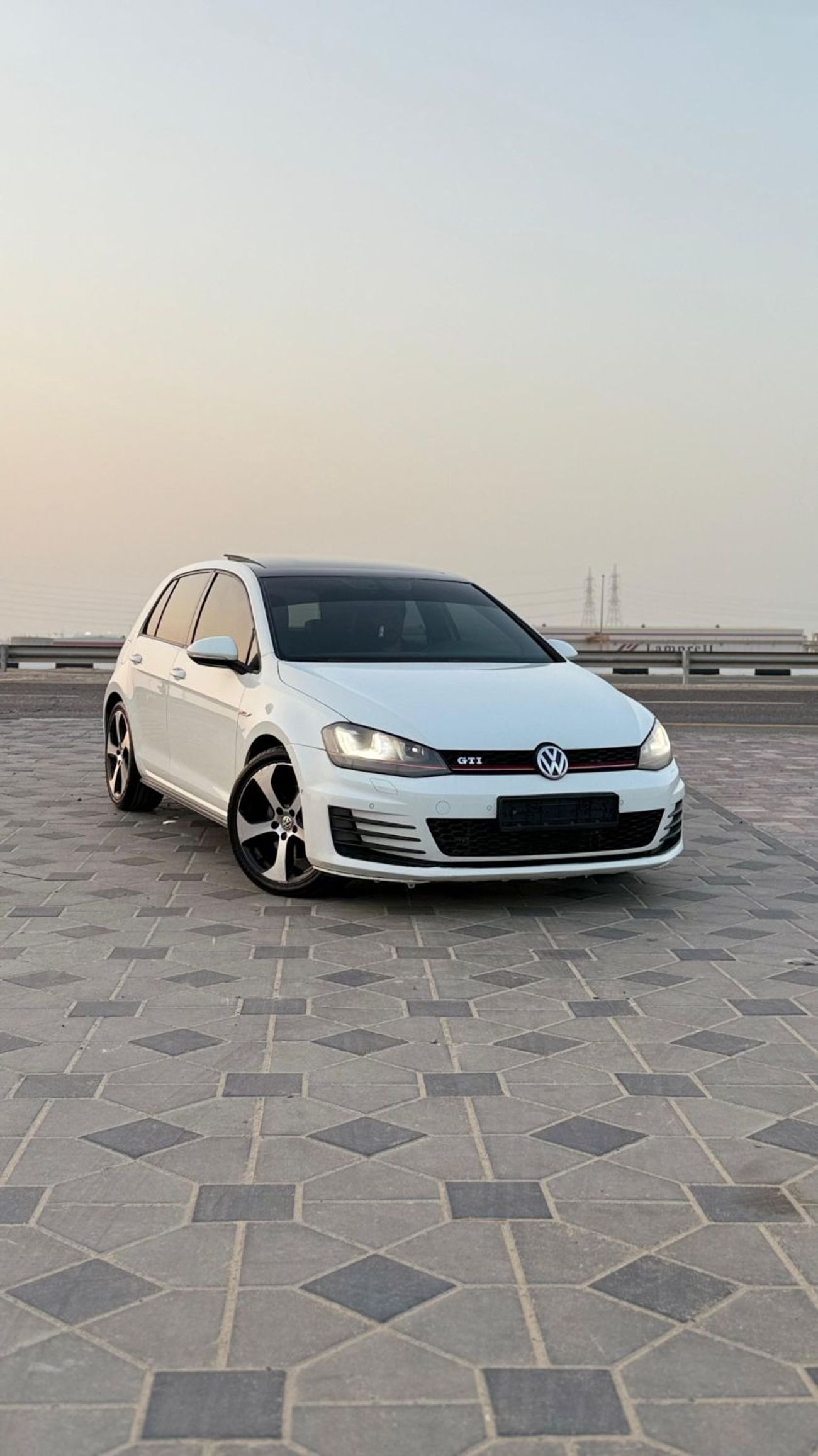Volkswagen Golf GTI