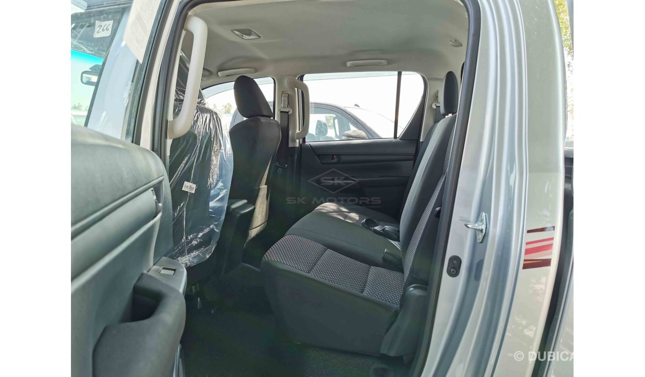 Toyota Hilux 2.4L 4CY Diesel, 17" Tyre, Xenon Headlights, Fabric Seats, Power Locks, AUX-USB, 4WD (CODE # THBS04)