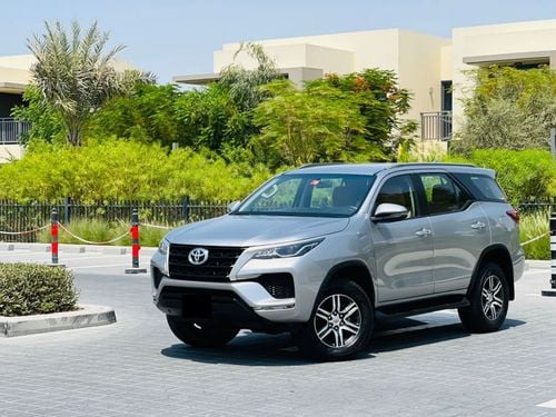 تويوتا فورتونر EXR