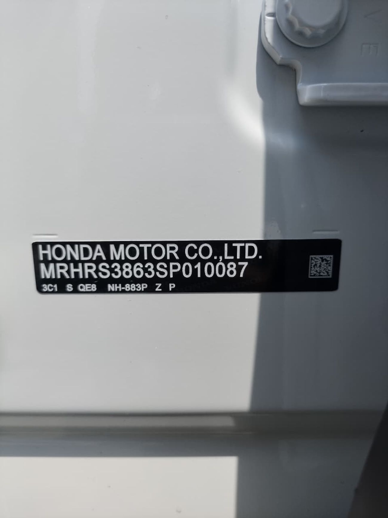 Honda CRV Honda CR-V 2025 white RHD 1.5 Petrol engine 5 seaters